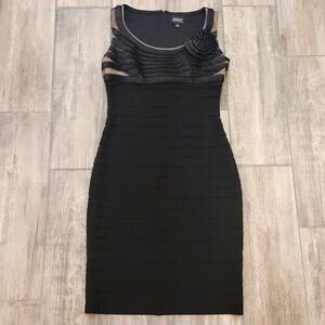 Adrianna Papell Dress Womens Size 6 Bandage Shift Black Ribbon Flower Slimming